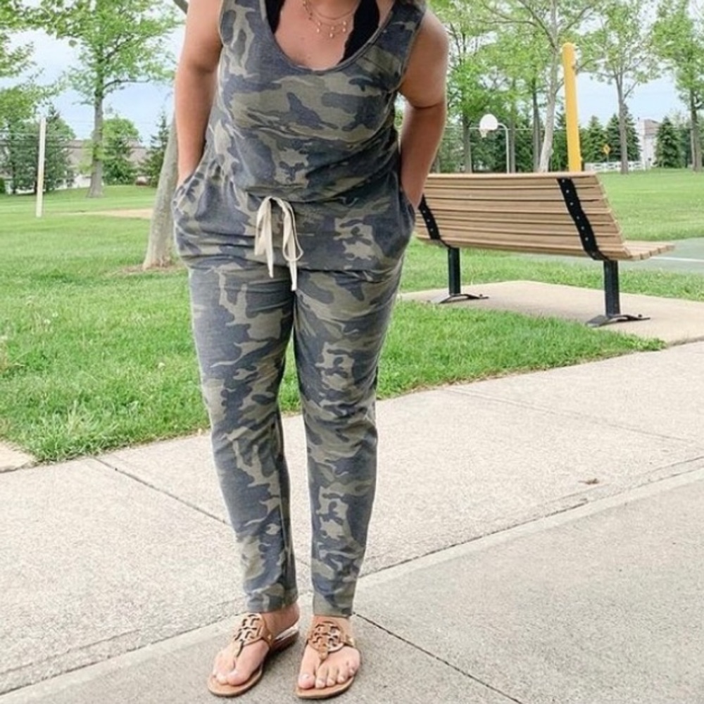 Camouflage Jumpsuit with pockets